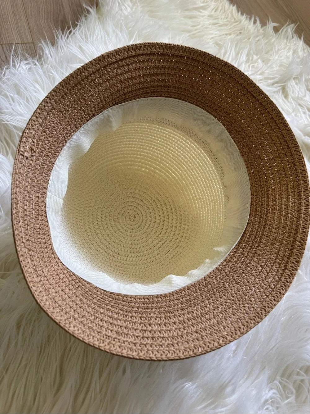 Cottagecore Two-Tone Raffia Sun Hat with Bow Accent - Cream & Tan
